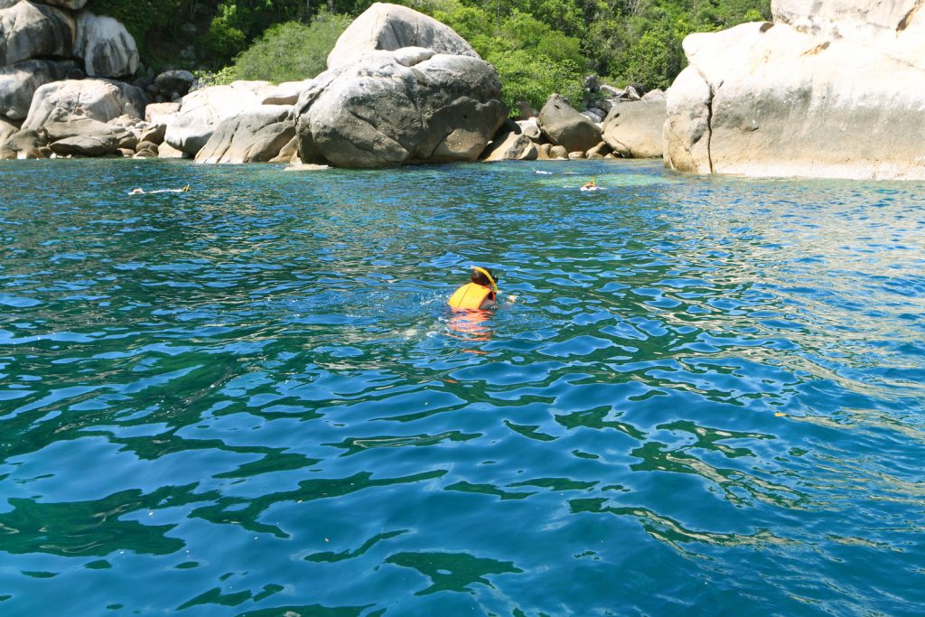 Tourist-Snorkelling-in-Tropical-SeaTao-IslandAndaman